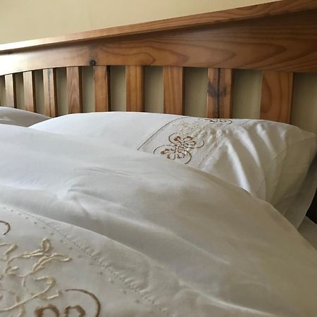 דינגל Ashes Seafood Restaurant Accommodation מראה חיצוני תמונה